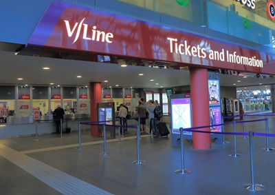 Melbourne to Swan Hill by Train