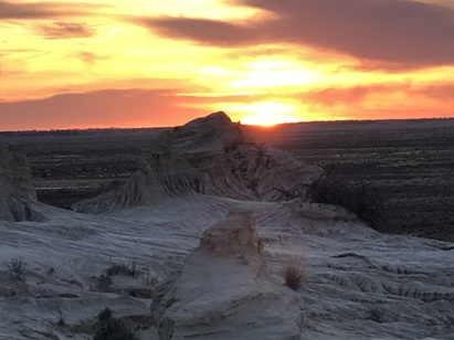 Visit Mungo National Park at Sunset