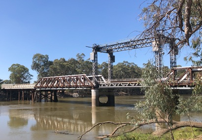 Swan Hill Lift Bridge