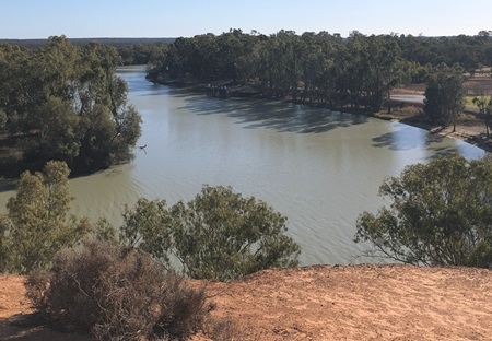 Murray River Heaven Clifftop Lookout