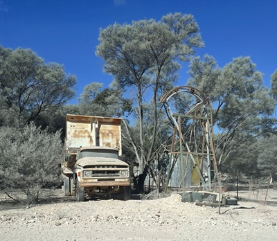 Active Opal Mine