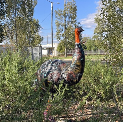 Emu Statue Hilston